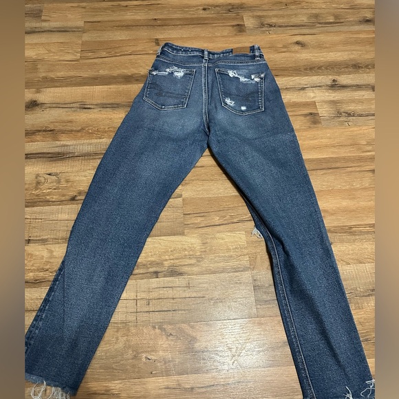 American Eagle Mom Jean - Picture 2 of 2